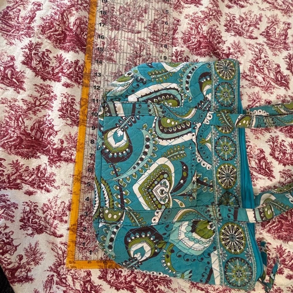 Quilted paisley patterned blue Women's zipper Bag - Picture 3 of 4